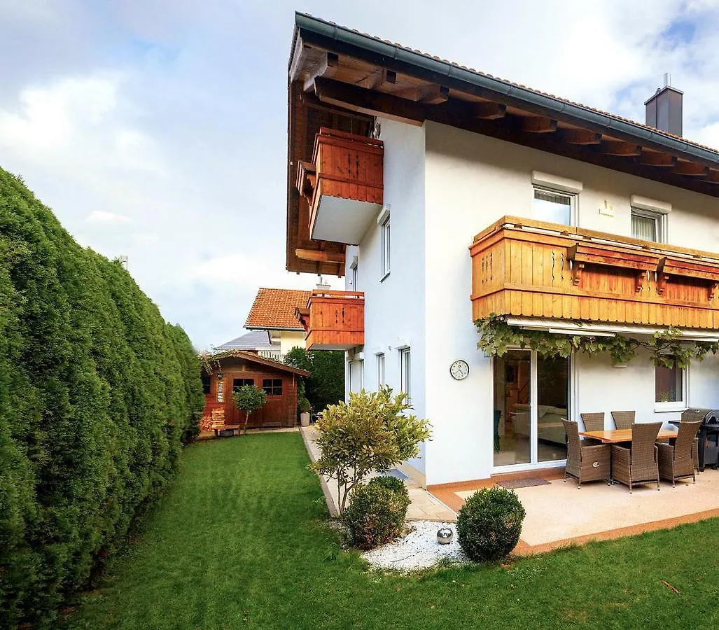 Cato Ferienhaus location